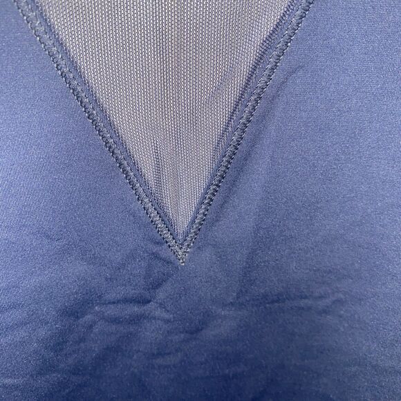 Lululemon Shirt Womens Medium Sleeveless Mesh - Picture 7 of 7